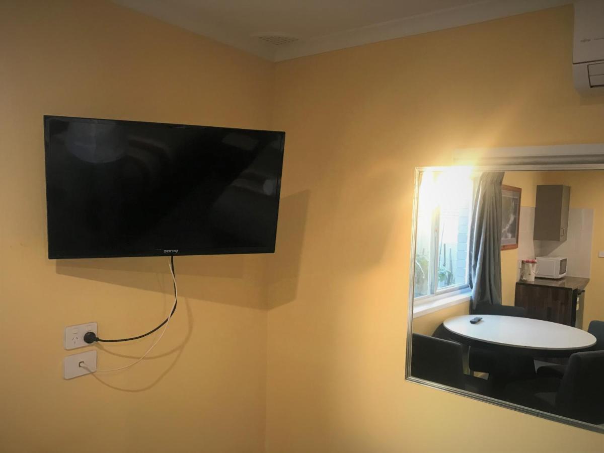 Toukley Motor Inn Εξωτερικό φωτογραφία